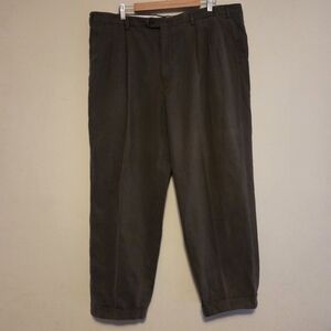 Brioni Cannes Pleated Chino Pants 42R Beige Cotton Twill Italy Horn Buttons